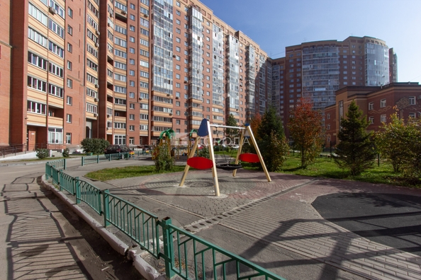 
  Продается 3-комн. квартира 81.4 м², в ЖК Радужный каскад, б/с 19. Фото 40.