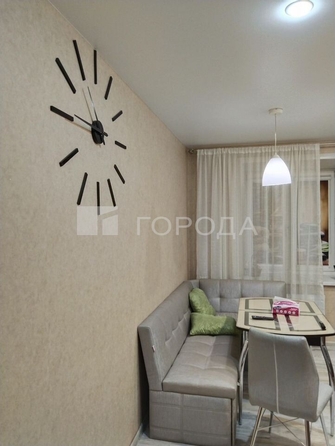 
  Продается 2-комн. квартира 47.3 м², в ЖК Солнечные часы, дом 1. Фото 2.