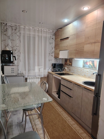 
  Продается 4-комн. квартира 69 м². Фото 1.