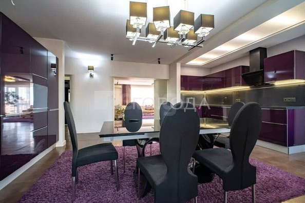 
  Продается 4-комн. квартира 180 м². Фото 7.
