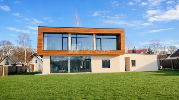
  Продается коттедж 266.8 м². Фото 1.