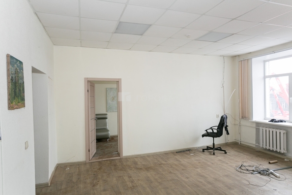 
  Продается офис 1396.8 м². Фото 37.