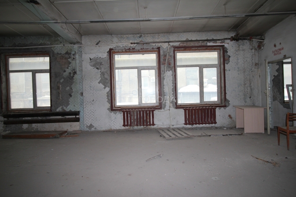 
  Сдается склад 1200 м². Фото 1.