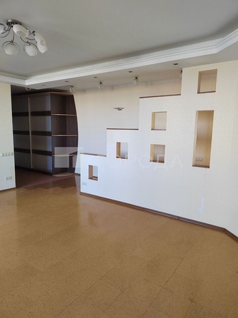 
  Продается 4-комн. квартира 125.4 м². Фото 1.