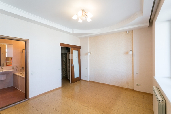 
  Продается 4-комн. квартира 125.4 м². Фото 29.