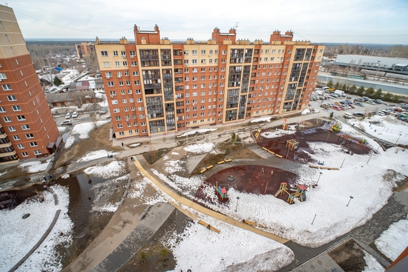 
  Продается 2-комн. квартира 37.9 м², в ЖК Солнечные часы, 3 очередь, дом 4. Фото 23.