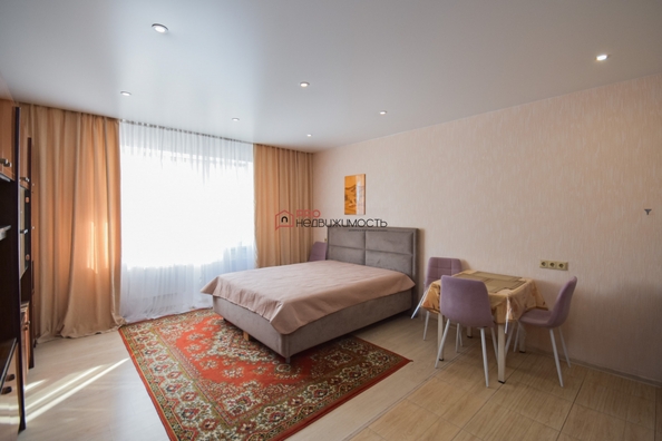 
  Сдается 1-комн. квартира 32.4 м². Фото 1.