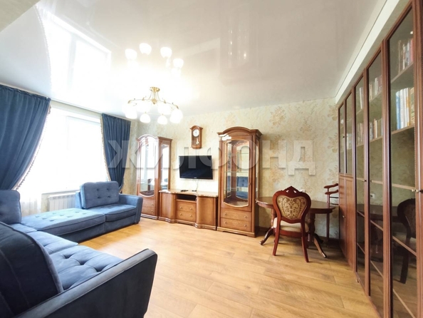 
  Продается 3-комн. квартира 103.5 м². Фото 1.