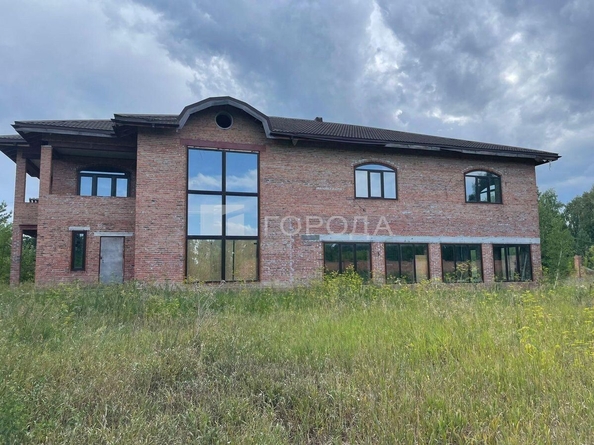 
  Продается дом 850 м². Фото 1.