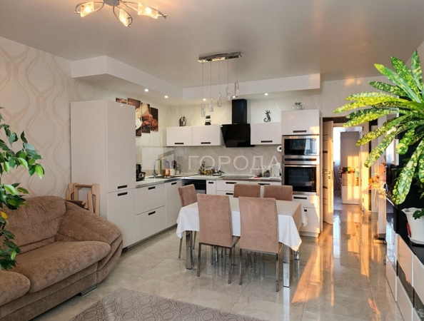 
  Продается 2-комн. квартира 63 м². Фото 2.