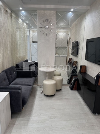 
  Продается студия 27 м², в ЖК Радужный каскад, б/с 19. Фото 1.