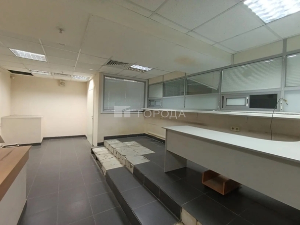 
  Сдается универсальное помещение 583 м². Фото 24.