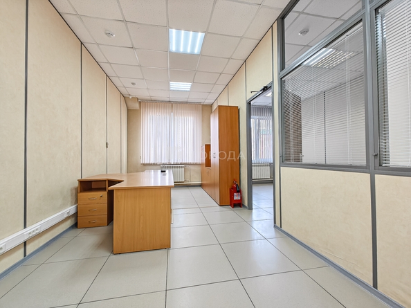
  Сдается офис 132 м². Фото 7.