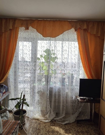 
  Продается 4-комн. квартира 61.5 м². Фото 1.