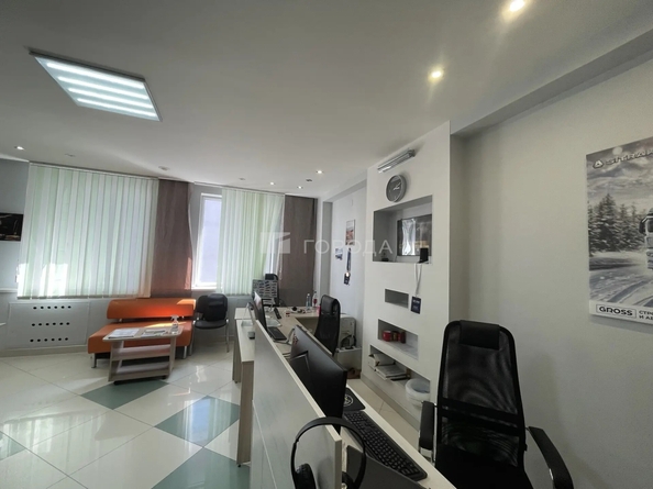 
  Сдается офис 62.2 м². Фото 2.