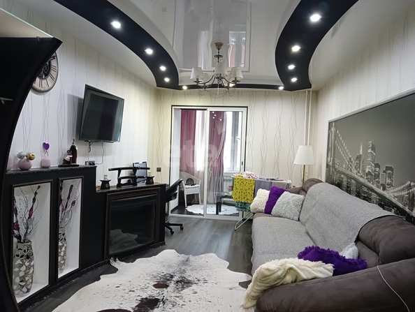 
  Продается 3-комн. квартира 77.1 м². Фото 1.