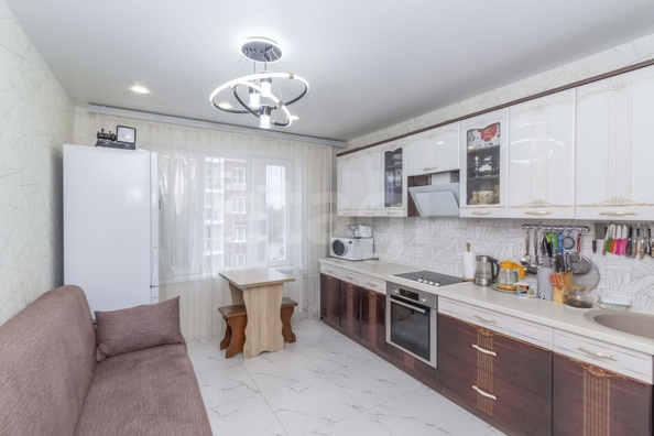 
  Продается 2-комн. квартира 56 м², в ЖК Ред Фокс, дом 3. Фото 2.