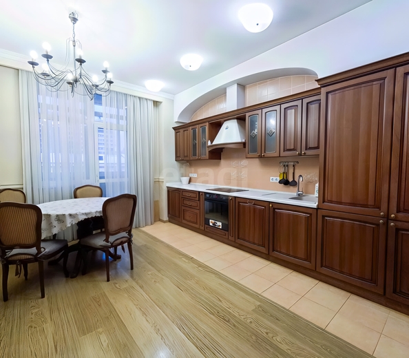 
  Продается 3-комн. квартира 122.7 м². Фото 2.