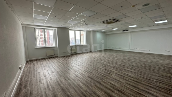 
  Продается офис 900 м². Фото 1.