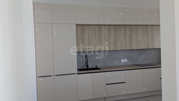 
  Продается 3-комн. квартира 81.5 м², в ЖК Акварельный 3.0, дом 2. Фото 1.