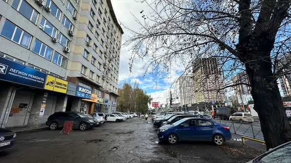 
  Сдается офис 28.1 м². Фото 1.