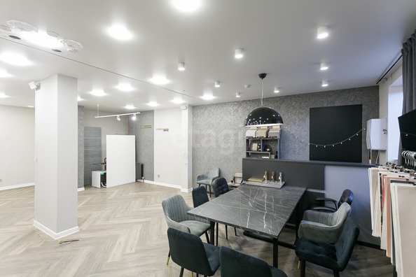 
  Продается универсальное помещение 60 м², в ЖК Радужный каскад, б/с 19. Фото 12.