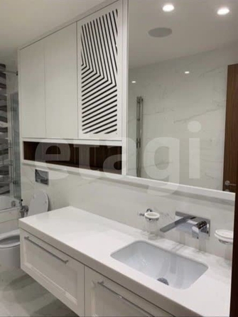 
  Сдается 1-комн. квартира 50.3 м². Фото 11.