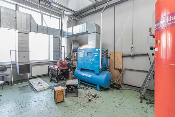 
  Сдается производственное помещение 1350 м². Фото 20.