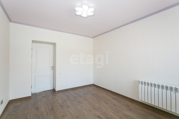 
  Продается 2-комн. квартира 76 м². Фото 2.