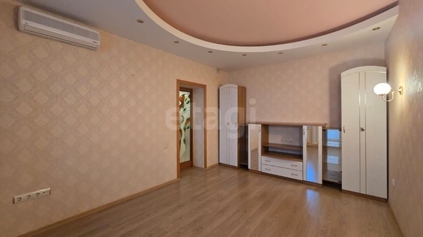 
  Продается 2-комн. квартира 70.2 м². Фото 10.