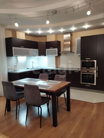 
  Сдается 3-комн. квартира 96 м². Фото 26.