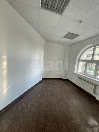 
  Сдается офис 175.9 м². Фото 5.