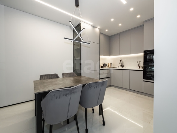 
  Продается апартамент 55.9 м², в АК Apartriver, апарт-отель. Фото 5.