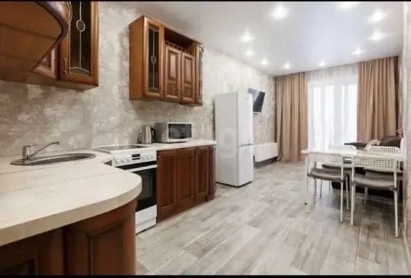 
  Продается 1-комн. квартира 44.3 м², в ЖК Радужный каскад, б/с 19. Фото 1.