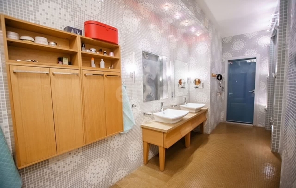 
  Продается 4-комн. квартира 184 м². Фото 11.
