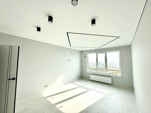 
  Продается 1-комн. квартира 39.8 м², в ЖК На Снежиной, дом 3. Фото 1.