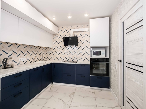 
  Продается 2-комн. квартира 55.8 м², в ЖК Солнечные часы, 3 очередь, дом 4. Фото 3.