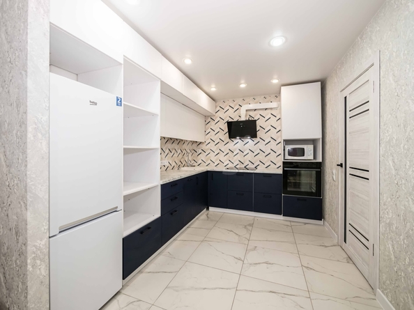 
  Продается 2-комн. квартира 55.8 м², в ЖК Солнечные часы, 3 очередь, дом 4. Фото 6.