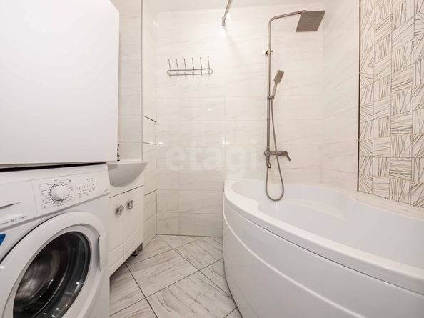 
  Продается 2-комн. квартира 55.8 м², в ЖК Солнечные часы, 3 очередь, дом 4. Фото 19.