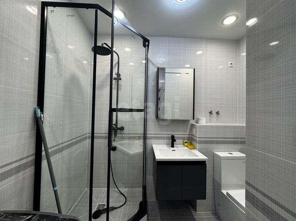 
  Продается 1-комн. квартира 30 м², в ЖК Азимут, дом 2. Фото 4.