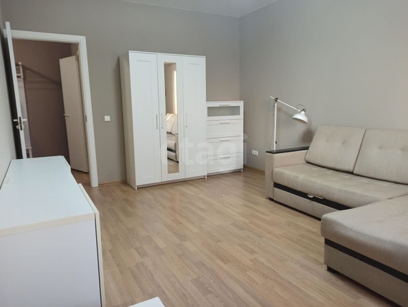 
  Сдается 1-комн. квартира 42 м². Фото 2.