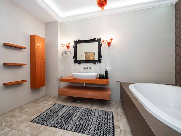
  Продается 4-комн. квартира 184 м². Фото 19.