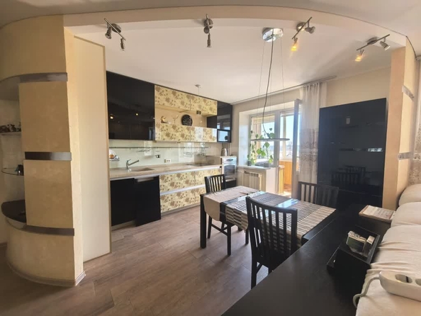 
  Продается 2-комн. квартира 74 м². Фото 1.