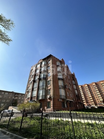 
  Продается 4-комн. квартира 247.2 м². Фото 1.