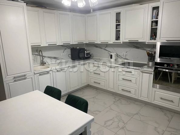 
  Продается 2-комн. квартира 75.2 м². Фото 2.