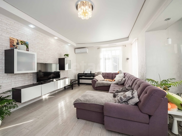 
  Продается коттедж 192 м². Фото 1.