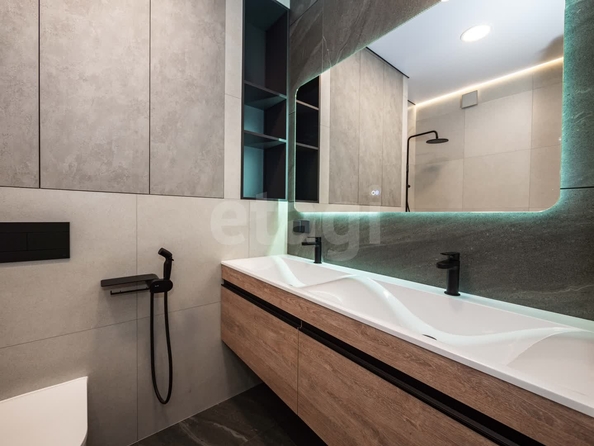 
  Продается 3-комн. квартира 63.6 м², в ЖК Новый Кедровый, дом 1. Фото 15.