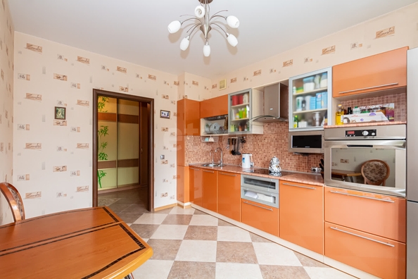 
  Продается 2-комн. квартира 70.6 м². Фото 1.