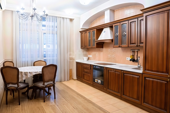 
  Продается 3-комн. квартира 122.7 м². Фото 1.