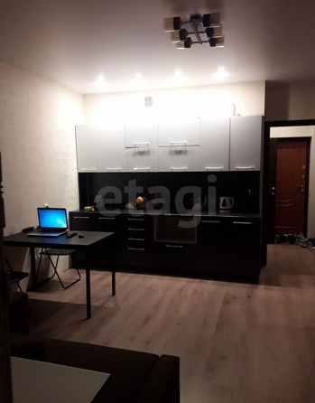 
  Продается студия 32 м², в ЖК Радужный каскад, б/с 19. Фото 5.